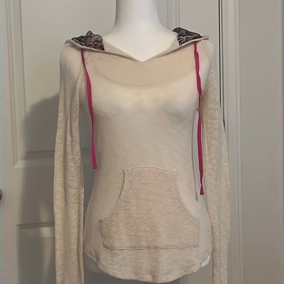 Knit sweater with gorgeous hood - Picture 4 of 7
